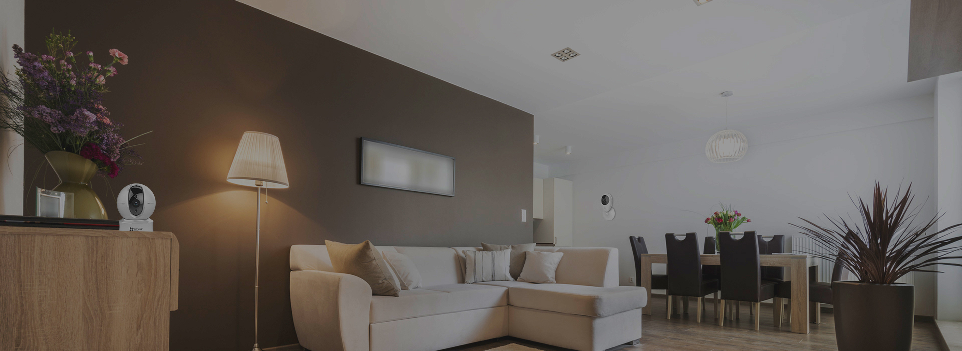 批發(fā)?？滴炇?，監(jiān)控，網(wǎng)絡(luò)報(bào)警，門(mén)禁，音響，電子圍欄，道閘等并承接以上工程之類(lèi):周經(jīng)理 0512-56320511  13913241281  13962188930 地址：張家港市楊舍鎮(zhèn)南環(huán)路106號(hào)